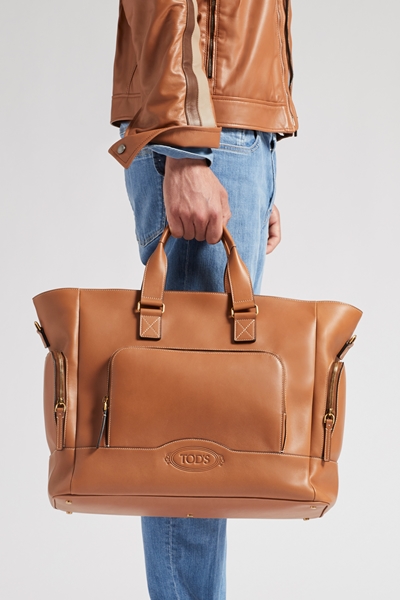 مجموعة Tod’s الرجالية لربيع وصيف 2020... تصاميم خفيفة بجودة عالية